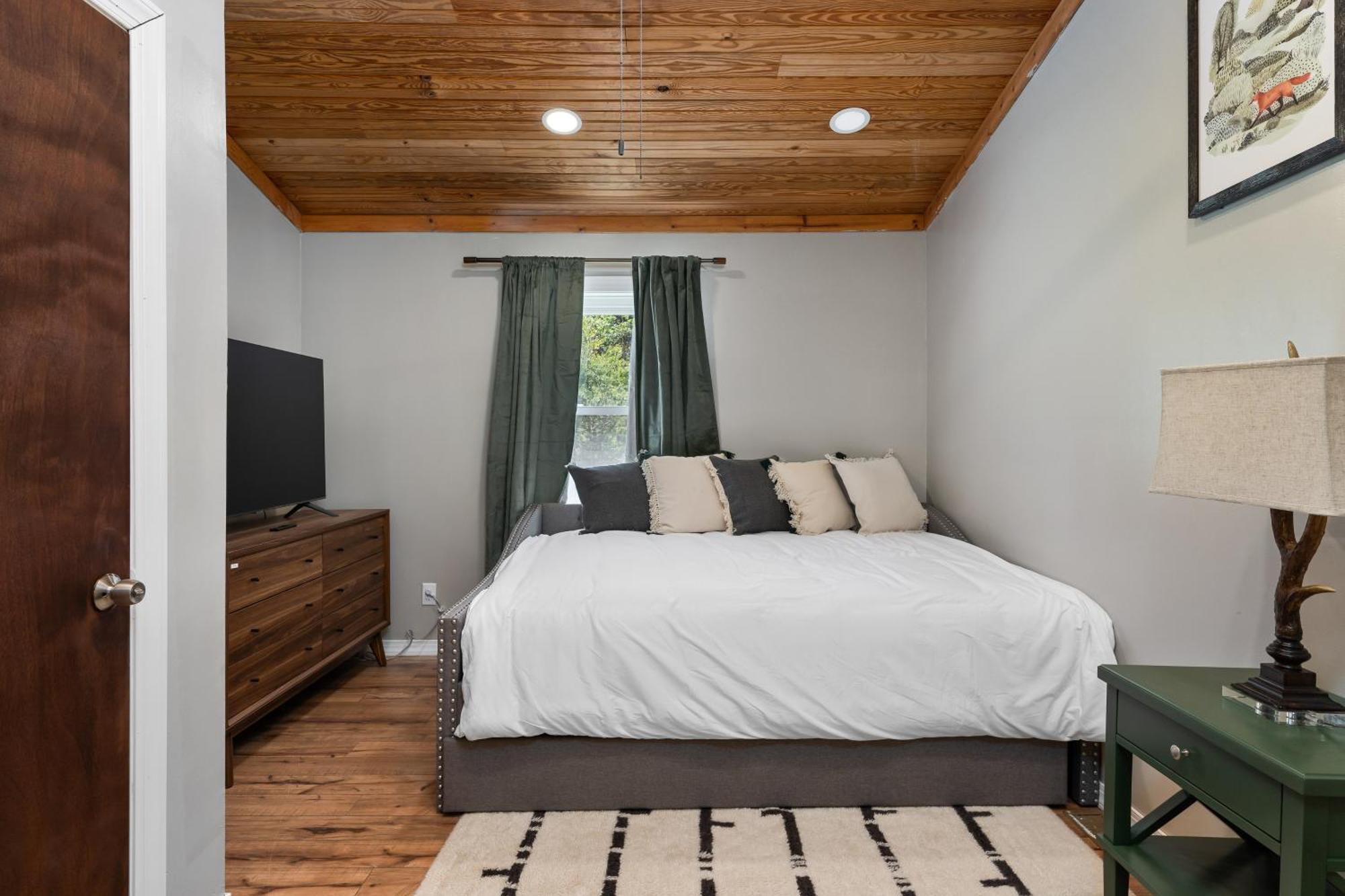 Spacious Cabin Near Hocking Hills And Caves With Hot Tub And Firepit Laurelville Exteriör bild