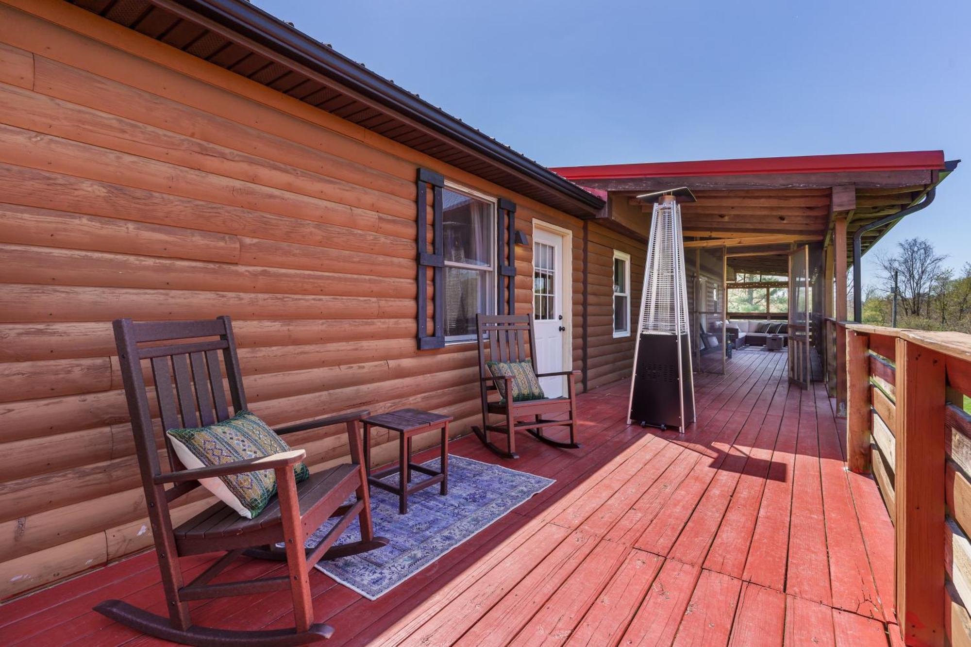 Spacious Cabin Near Hocking Hills And Caves With Hot Tub And Firepit Laurelville Exteriör bild